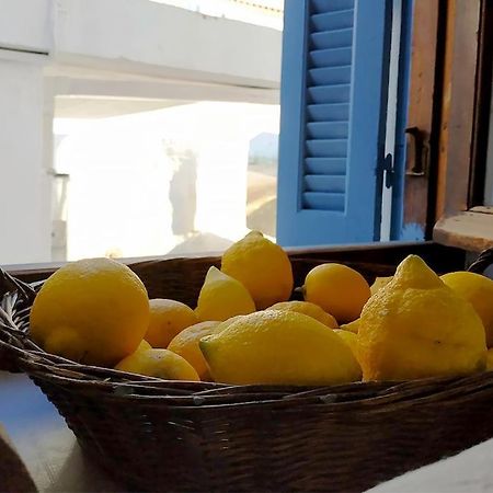 Ariadne,Traditional Apartment In Centre Of Poros Poros Town 外观 照片