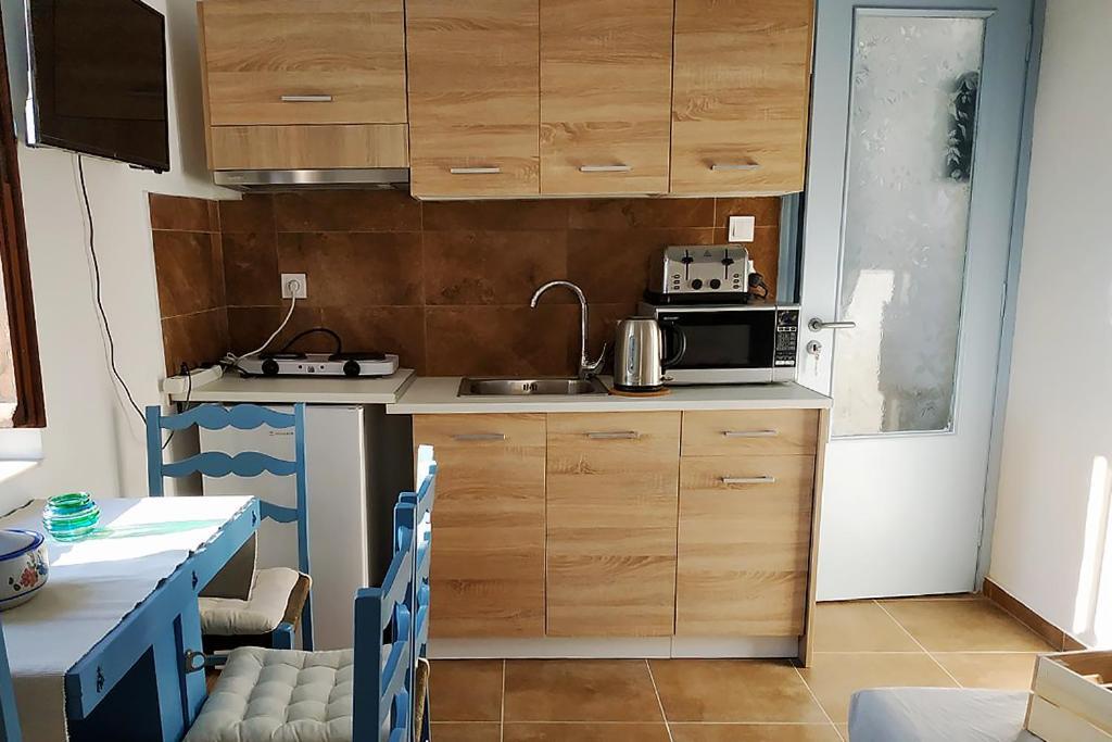 Ariadne,Traditional Apartment In Centre Of Poros Poros Town 外观 照片